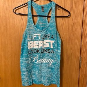 Racerback lifting tank